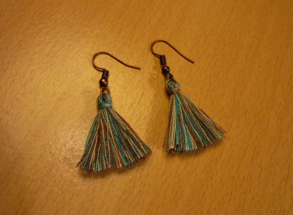 Koperkleurige turquoise bruin witte tassel slinger oorbellen, Handtassen en Accessoires, Oorbellen, Ophalen of Verzenden, Bruin