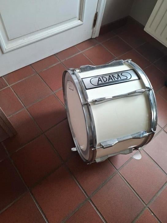 Tom Adams Marching Series 16x10 pouces pour votre batterie, Musique & Instruments, Enlèvement, Utilisé