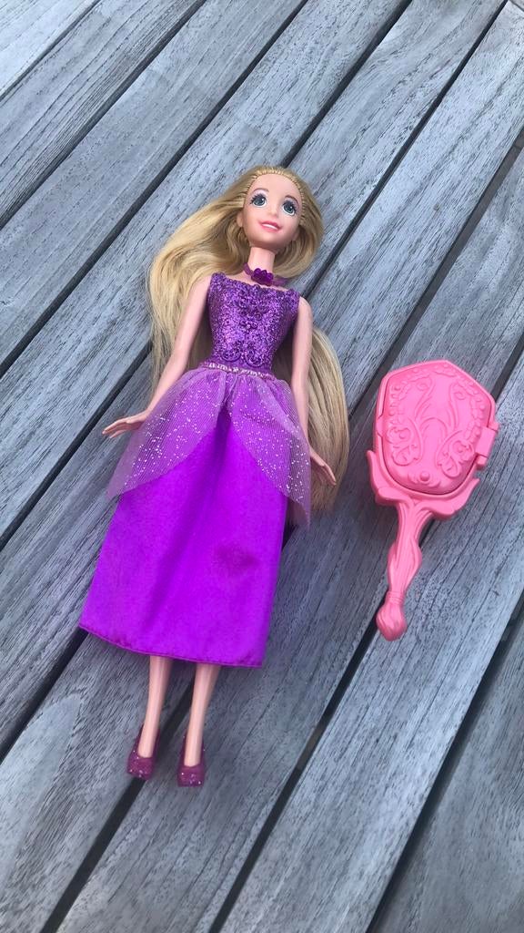 Barbie Rapunzel, Kinderen en Baby's, Speelgoed | Poppen, Ophalen of Verzenden, Gebruikt, Barbie
