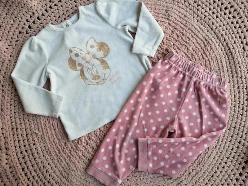 Pyjama disney minnie mouse, Enfants & Bébés, Vêtements enfant | Taille 92, C&A, Enlèvement ou Envoi, Vêtements de nuit ou Sous-vêtements