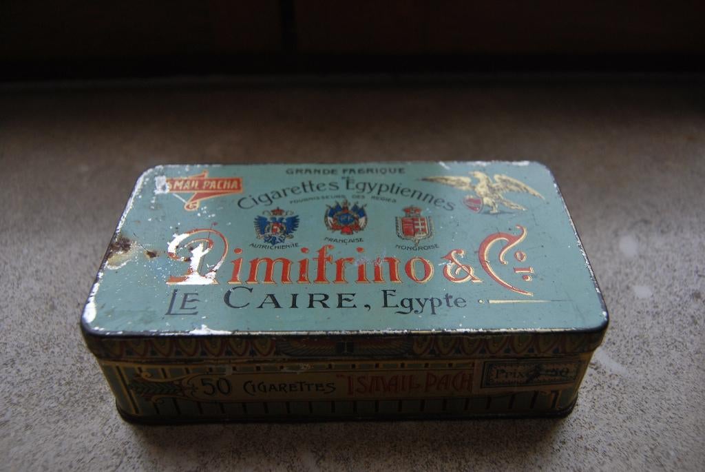 DIMITRINO . CIGARETTES EGYPTIENNES. ANCIENNE BOITE, Enlèvement ou Envoi
