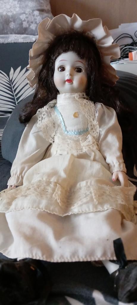 Poupée ancienne avec tête, mains et pieds en porcelaine, Enlèvement ou Envoi