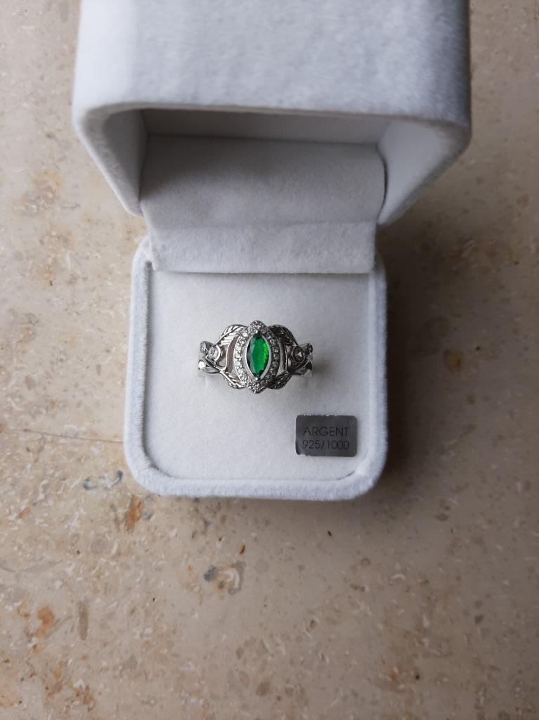 RING ZILVER / NIEUW IN GESCHENKDOOSJE /PERFECT KADO !, Ophalen of Verzenden, Nieuw