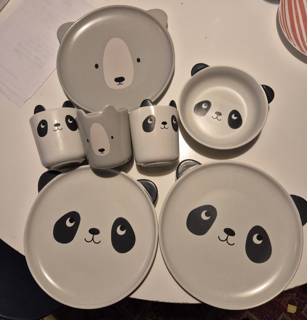 Borden, kommetjes en bekers panda en beer NIEUW, Ophalen, Bord(en)