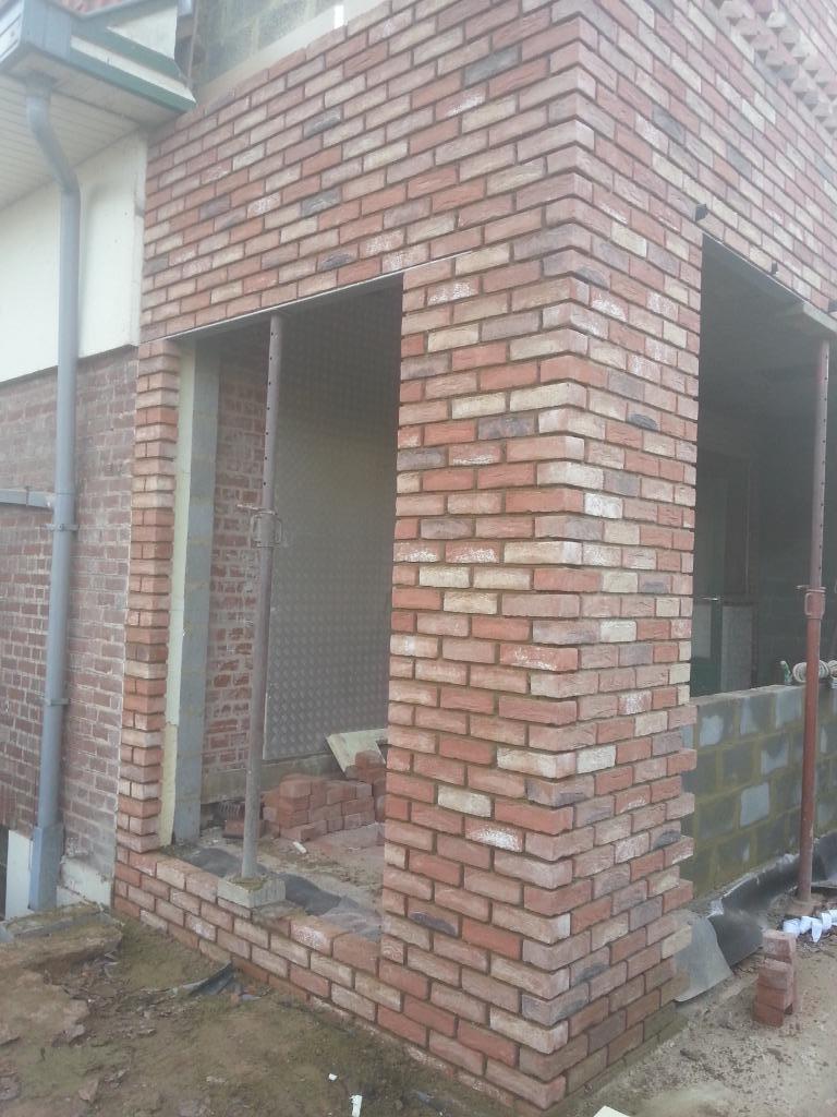 Maçon recherche travaux de Constructions, Enlèvement ou Envoi