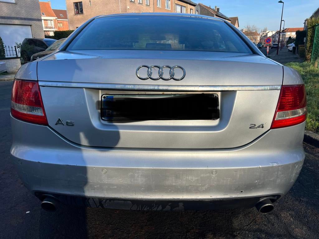 AUDI A6 2.4 i tel 0484718956 export, Autos, Cuir, Achat, Entreprise, Boîte manuelle