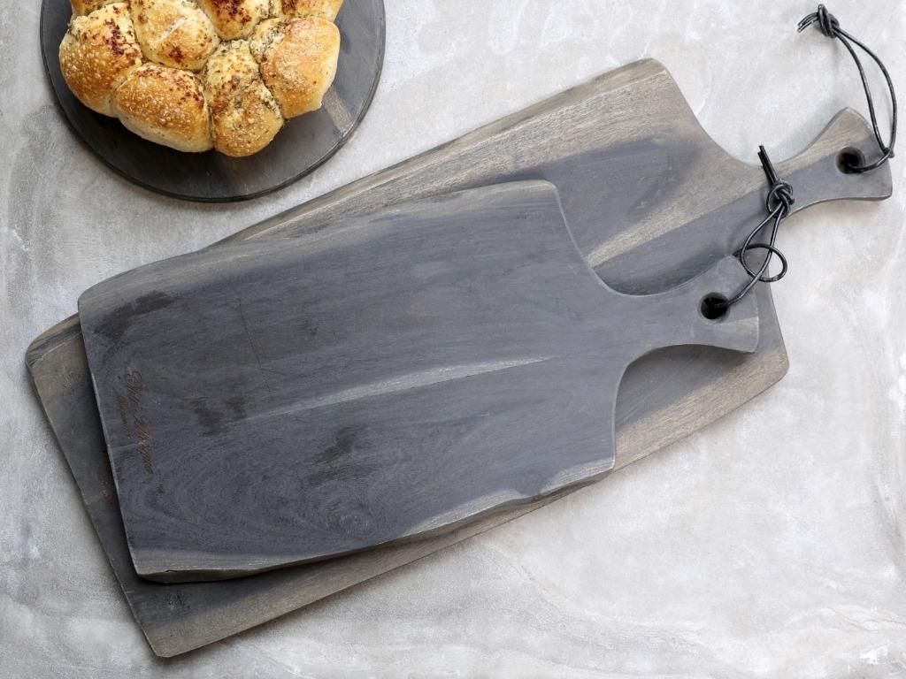 Snijplank - Tapasplank - massief Mangohout Stoer landelijk, Antiquités & Art, Antiquités | Plateaux, Enlèvement ou Envoi