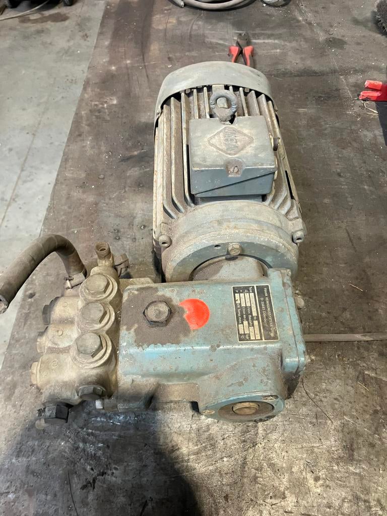 Elektro motor met hogedruk pomp 220v/380v, Enlèvement, Utilisé, Moteur électrique