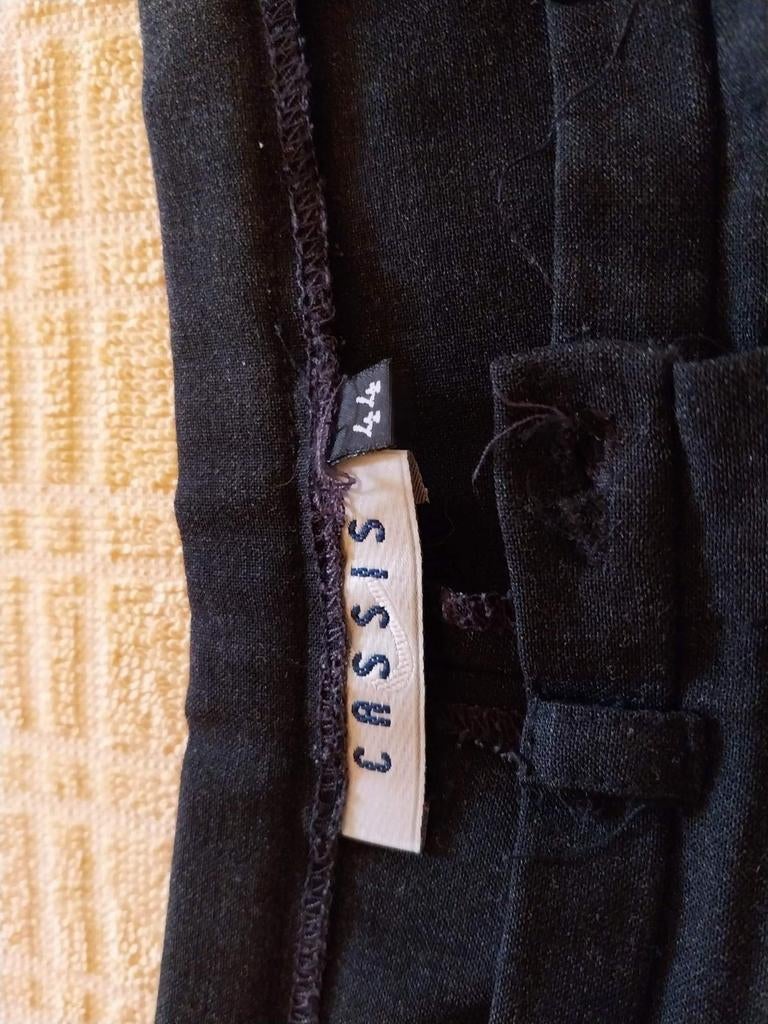 cassis,polyester,wol,5%lycra, Enlèvement ou Envoi, Porté