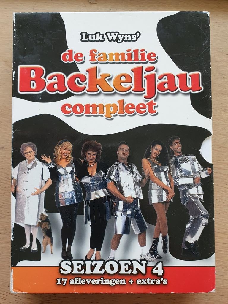 De Familie Backelau Seizoen 4 (Luk Wyns), Gebruikt, Alle leeftijden, Boxset, Ophalen of Verzenden