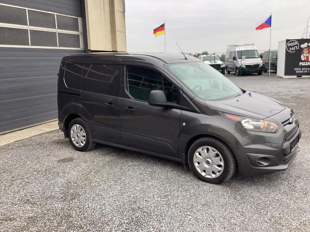 ford connect trend 100pk 2019 3plaatsen airco 9950e, Auto's, Bestelwagens en Lichte vracht, Voorwielaandrijving, Stof, 4 cilinders