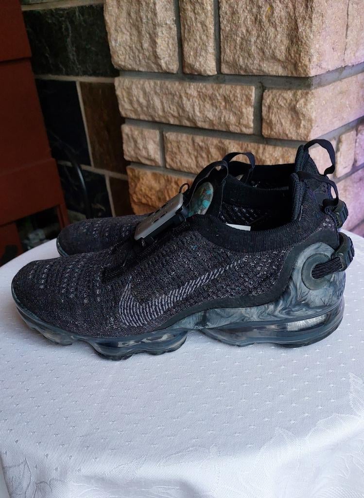 Nike Air Vapormax flyknit maat 41 Donkergrijs, Enlèvement ou Envoi, Nike Air, Comme neuf, Chaussures de sport