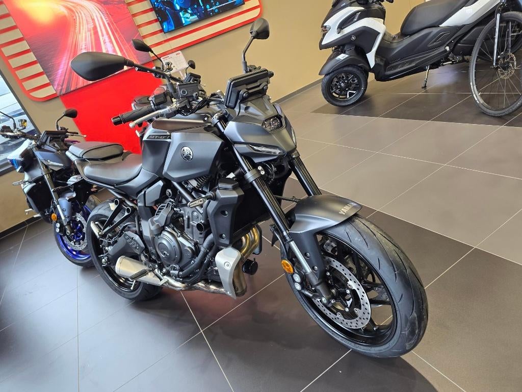 Yamaha MT07 Y-AMT Tech Black, Motoren, 2 cilinders, Bedrijf, Meer dan 35 kW, Minimaal motorrijbewijs A2