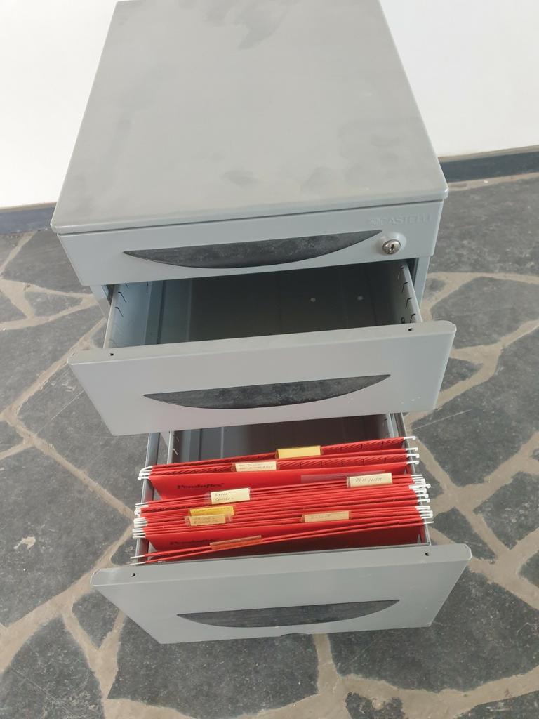 A vendre Caisson métal 3 tiroirs  avec dossier suspendu, Maison & Meubles, Enlèvement, Comme neuf, Métal