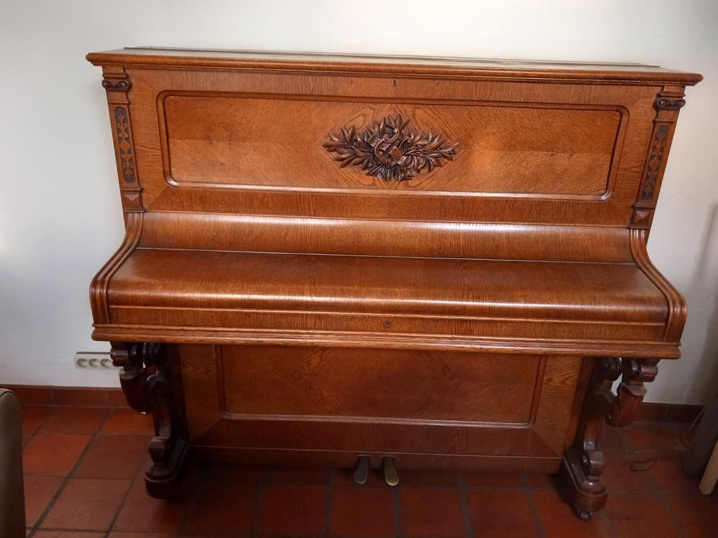 Piano c.otto berlin, Ophalen, Piano