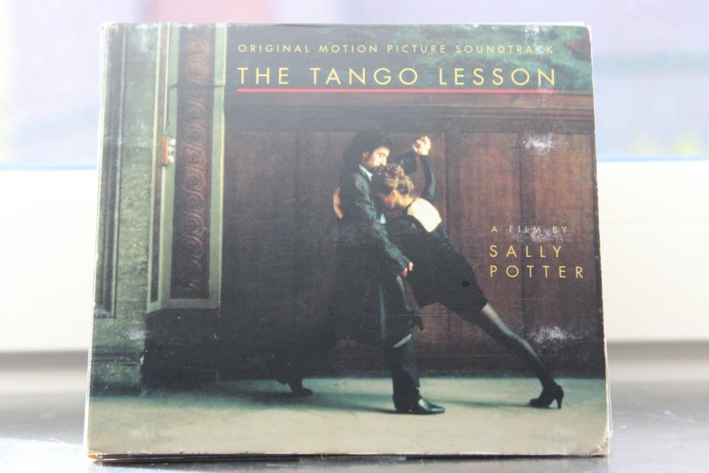 BANDE ORIGINALE DE LA LEÇON DE TANGO, Enlèvement ou Envoi