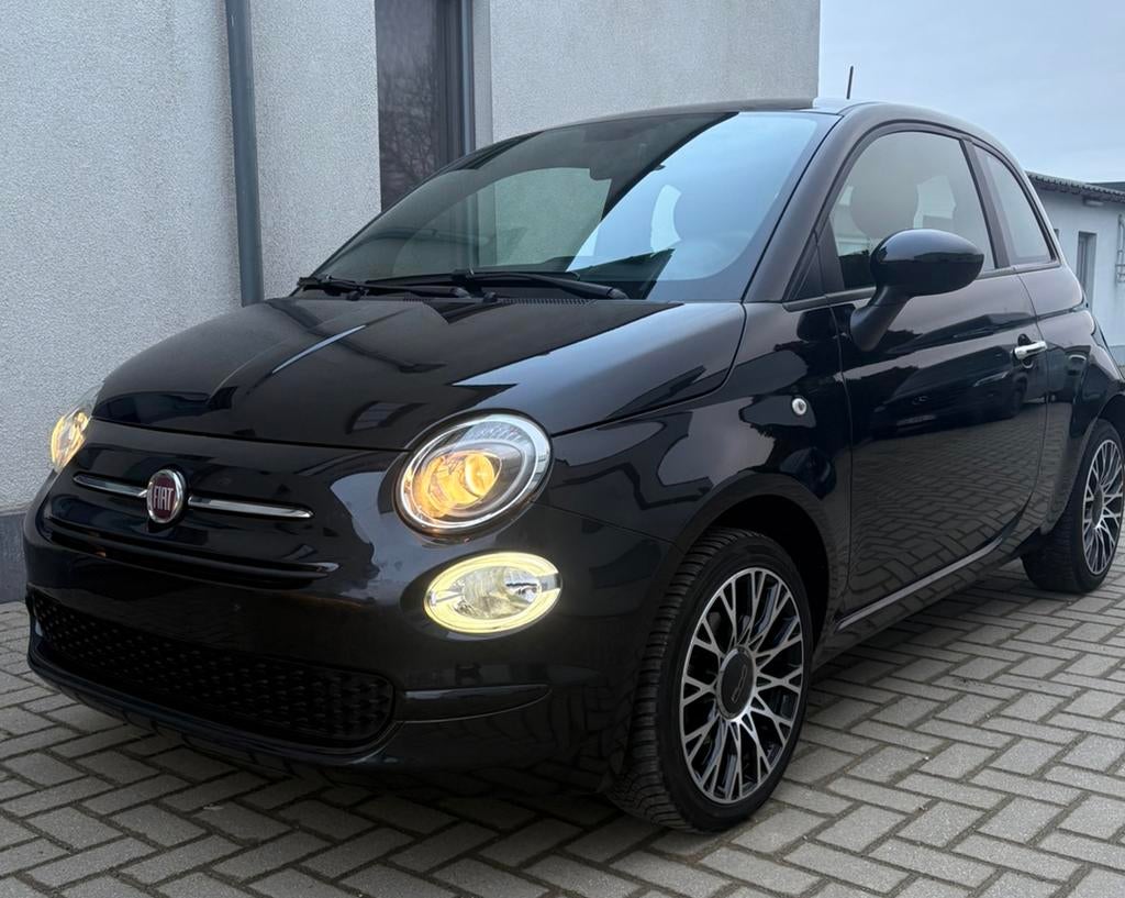 Fiat 500 2024 Lounge Hybride pas 9500km! Gekeurd, Auto's, Fiat, Particulier, Te koop, Android Auto, Zwart
