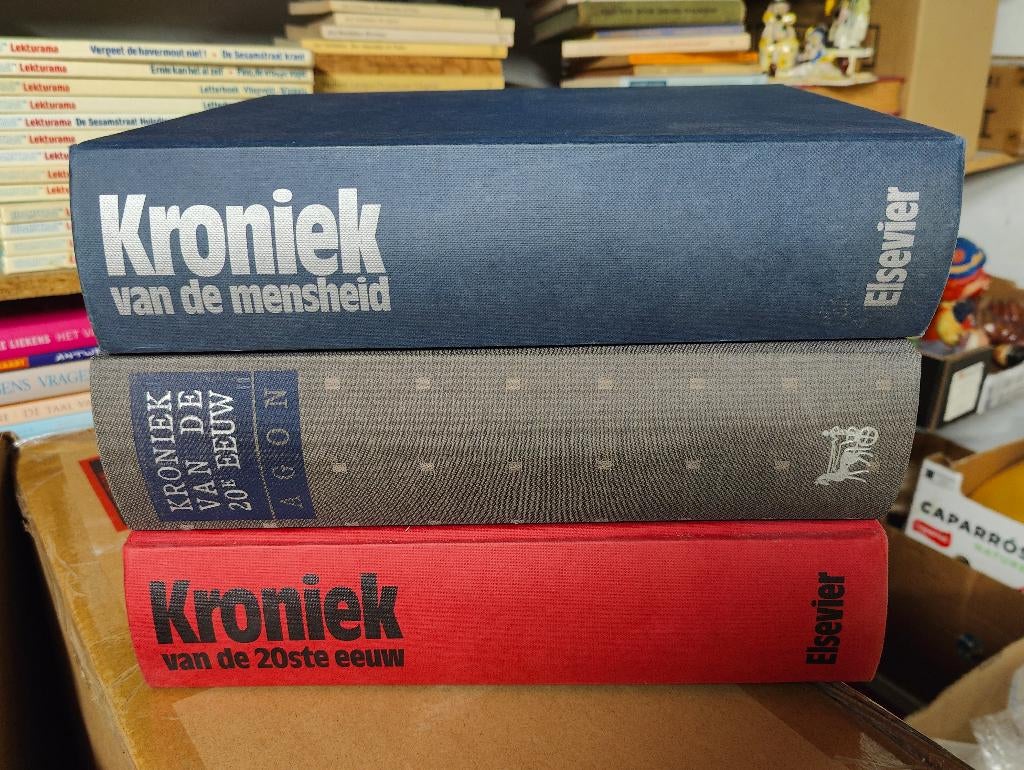 Kroniek van de mensheid & de 20ste eeuw (2 versies), Boeken, Encyclopedieën, Ophalen of Verzenden, Gelezen