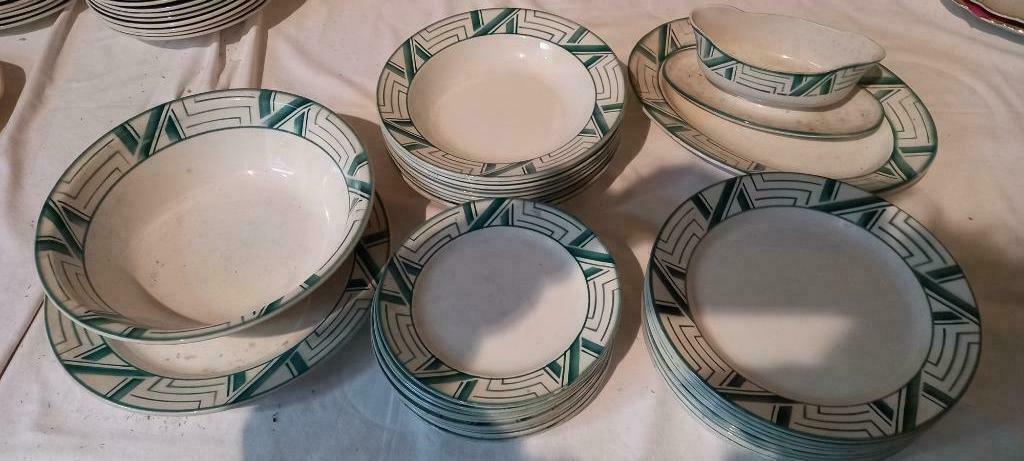 Manufactor imperiale Royal Nimy borden made in Belgium, Enlèvement, Assiettes(s)