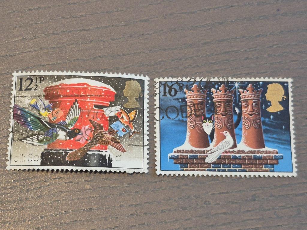 2 postzegels Engeland 16p en 12 1/2p christmas, Ophalen of Verzenden