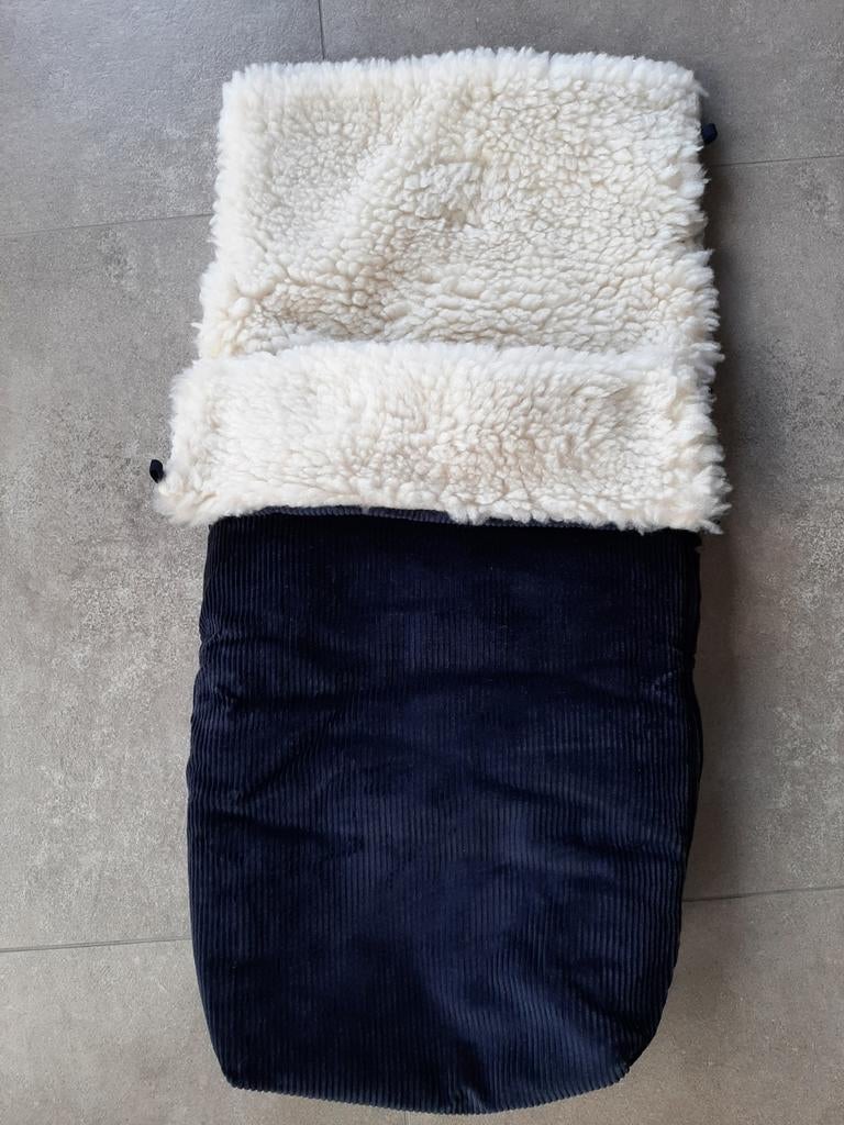 Nestzak in donker blauw velours., Ophalen, Zo goed als nieuw