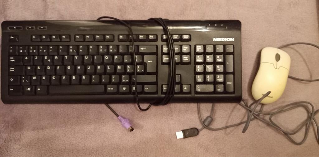 CLAVIER FILAIRE MEDION avec SOURIS, Ophalen of Verzenden, Zo goed als nieuw, Bedraad