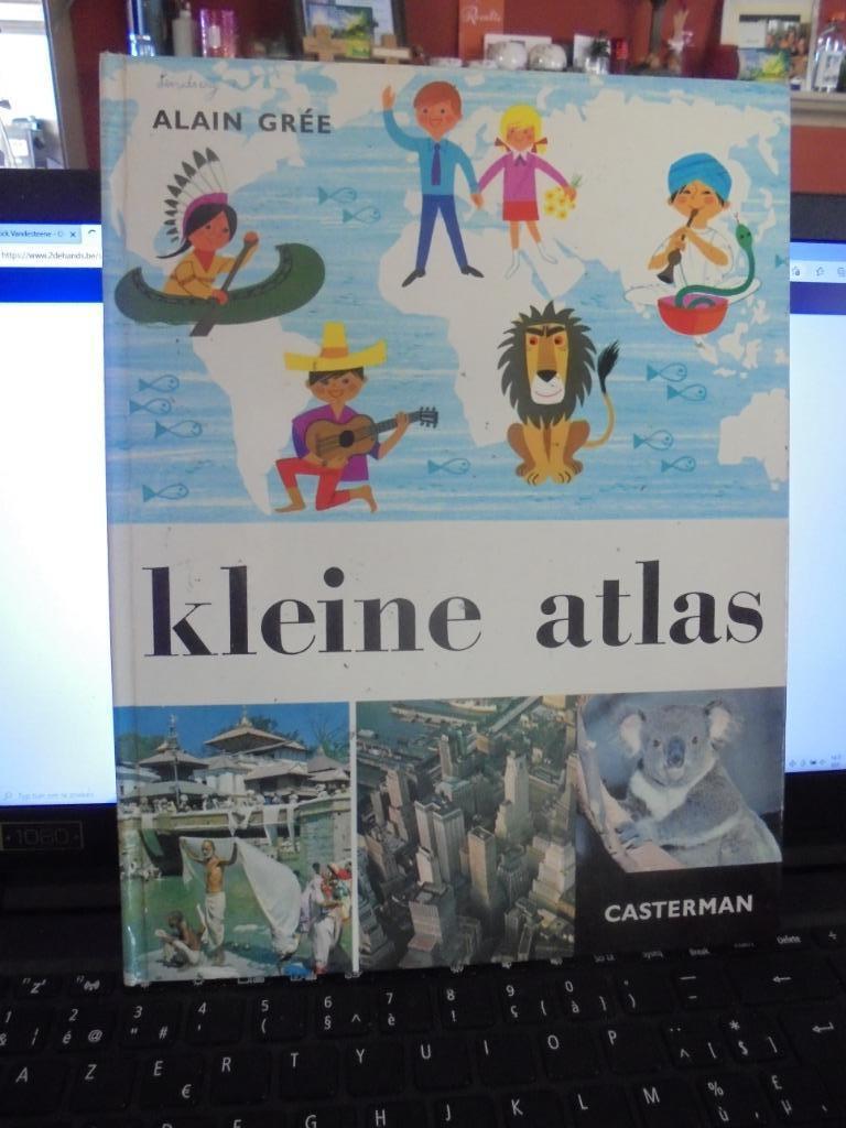 Kleine atlas, Ophalen of Verzenden, Gelezen