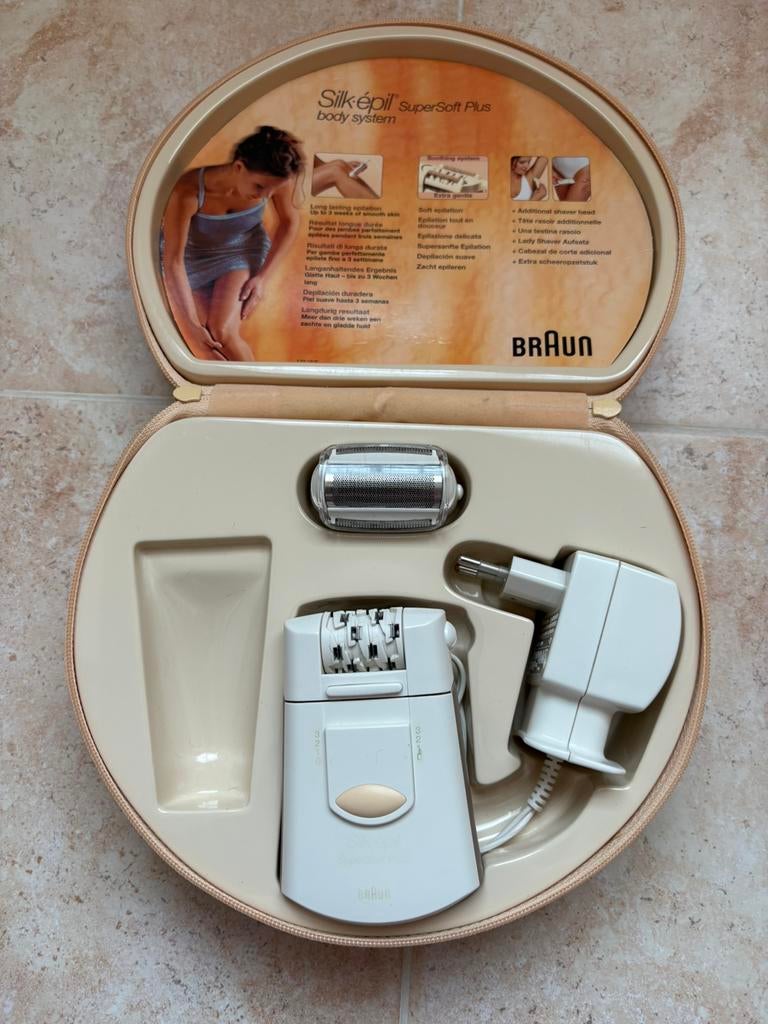 Épil en soie Braun en très bon état avec pochette, Electroménager, Enlèvement, Comme neuf