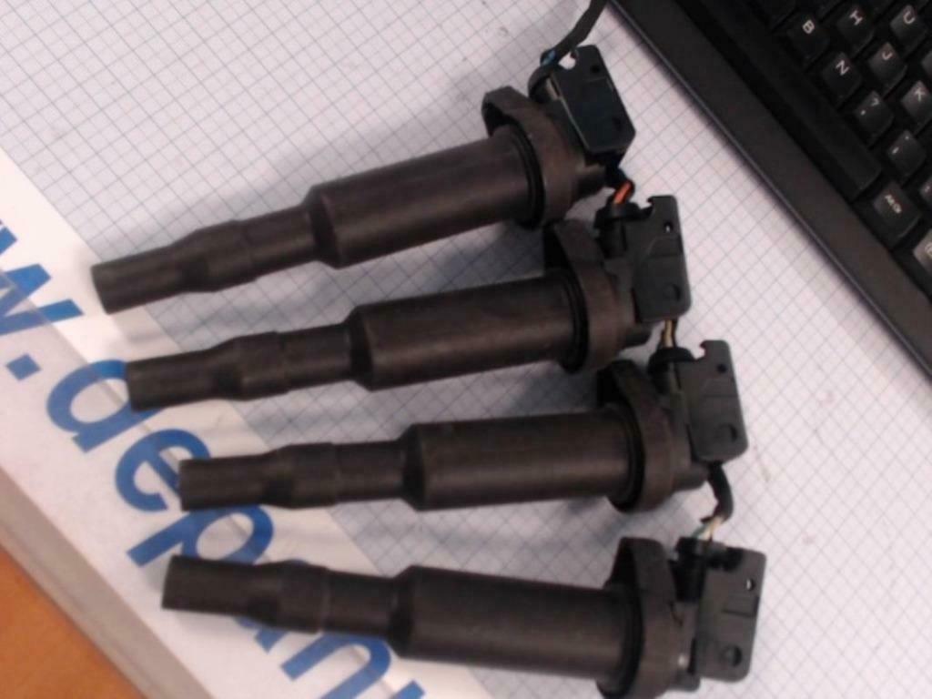 injecteur  bobine  0221504470 40€  les 4, Autos : Pièces & Accessoires, Enlèvement ou Envoi, BMW