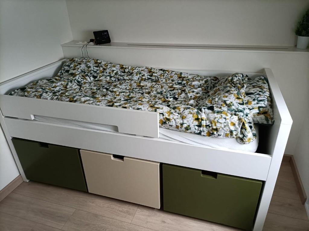 IKEA bed met lades + matras + SMÅSTAD kast – topstaat, Ophalen, Zo goed als nieuw, Eenpersoons, Ikea design