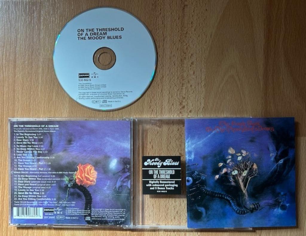 CD THE MOODY BLUES - ON THE THRESHOLD OF A DREAM 9 BONUS NRS, Enlèvement ou Envoi, Comme neuf