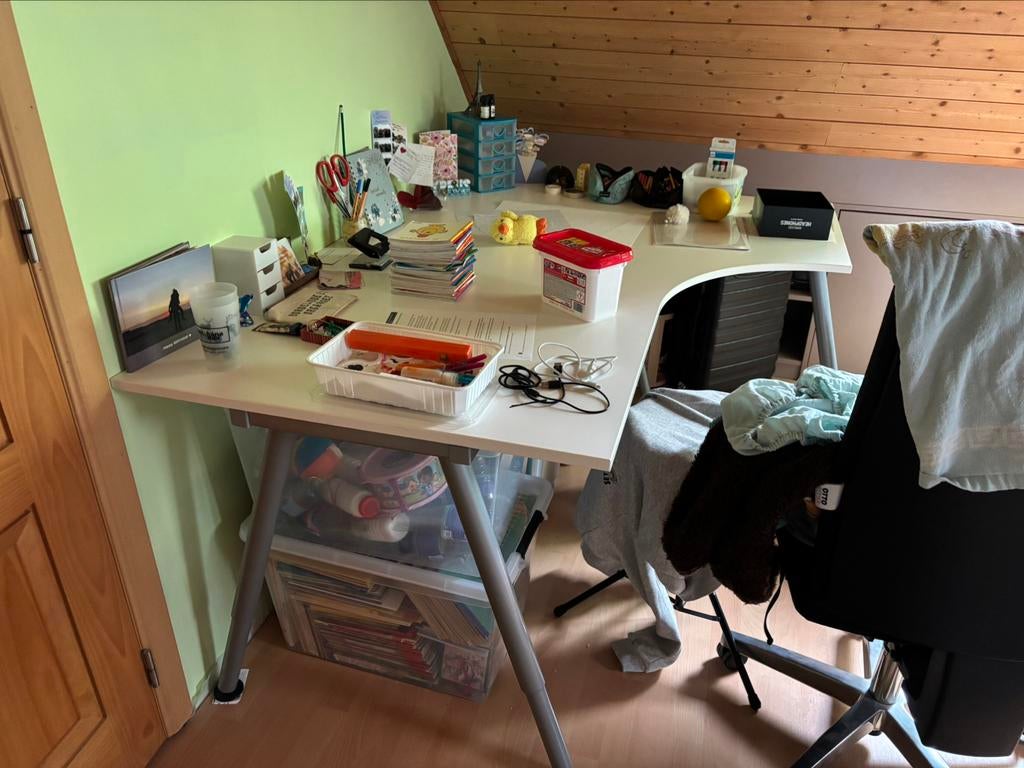 Bureau angle, Ophalen, Zo goed als nieuw