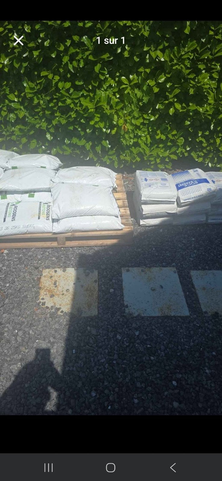 Sacs sable vert 25kg + ciment 25kg, Enlèvement ou Envoi