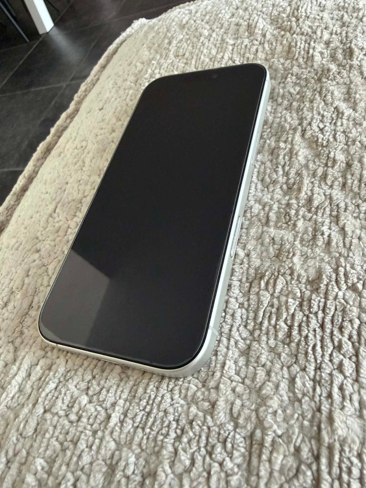 Iphone 17 gris etat neuf!! Garantie, Ophalen, Zo goed als nieuw, Grijs