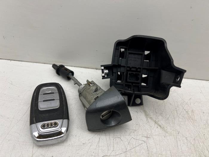 Sleutel van een Audi A6, Gebruikt, -, -, -