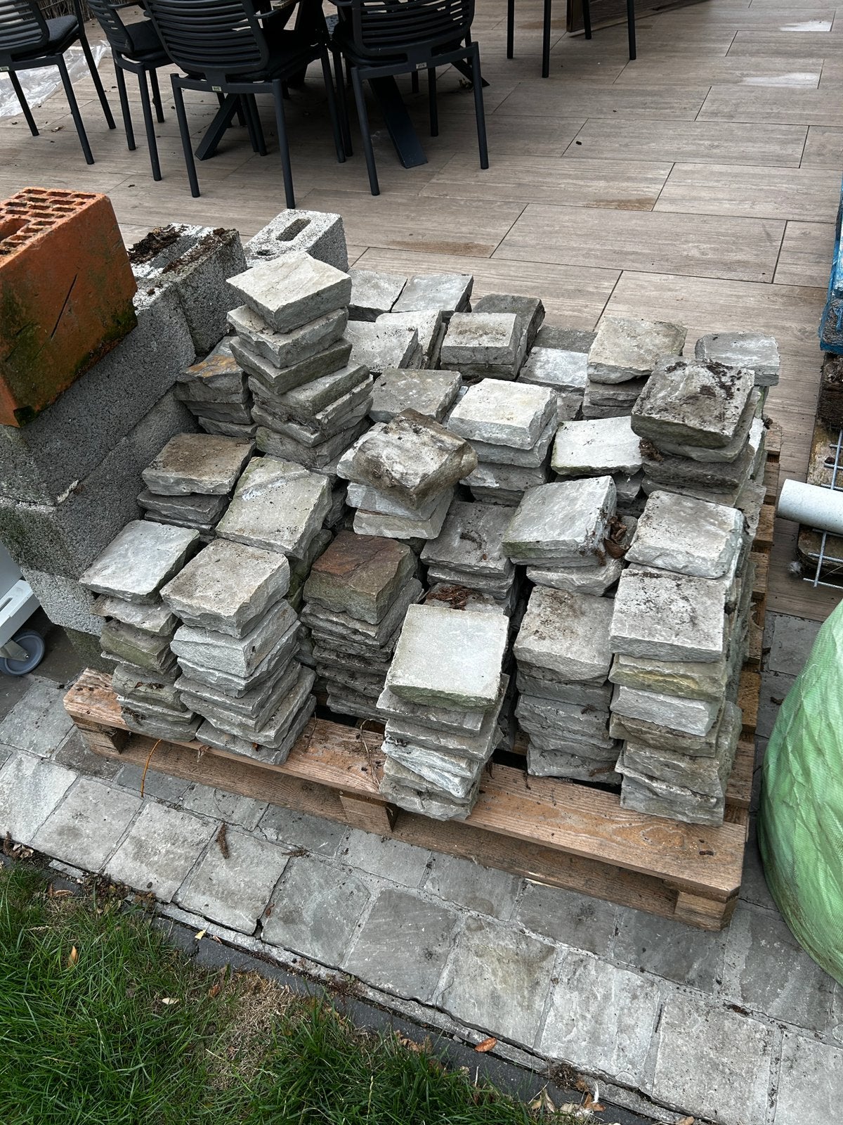 Lot getrommelde klinkers, Ophalen, Zo goed als nieuw, Klinkers
