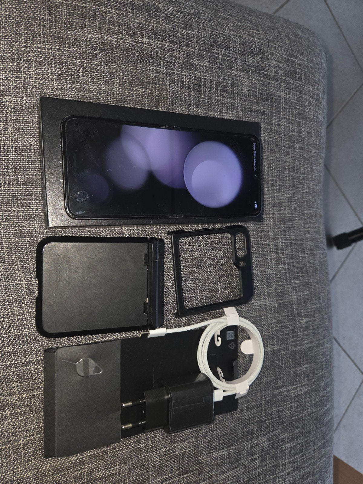 Galaxy  z flip5 gray 512gb +hoes+snellader!!!, Enlèvement