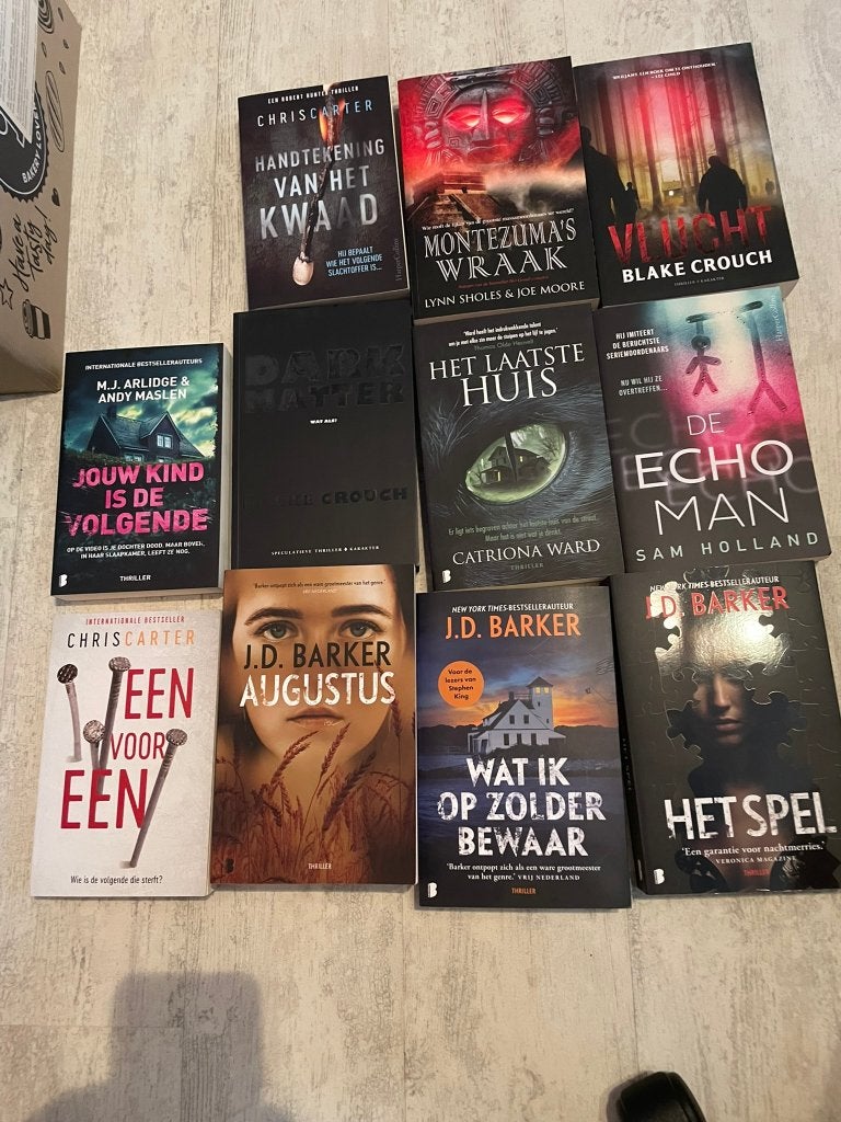 Thrillers - 11 x, Boeken, Ophalen of Verzenden, Zo goed als nieuw