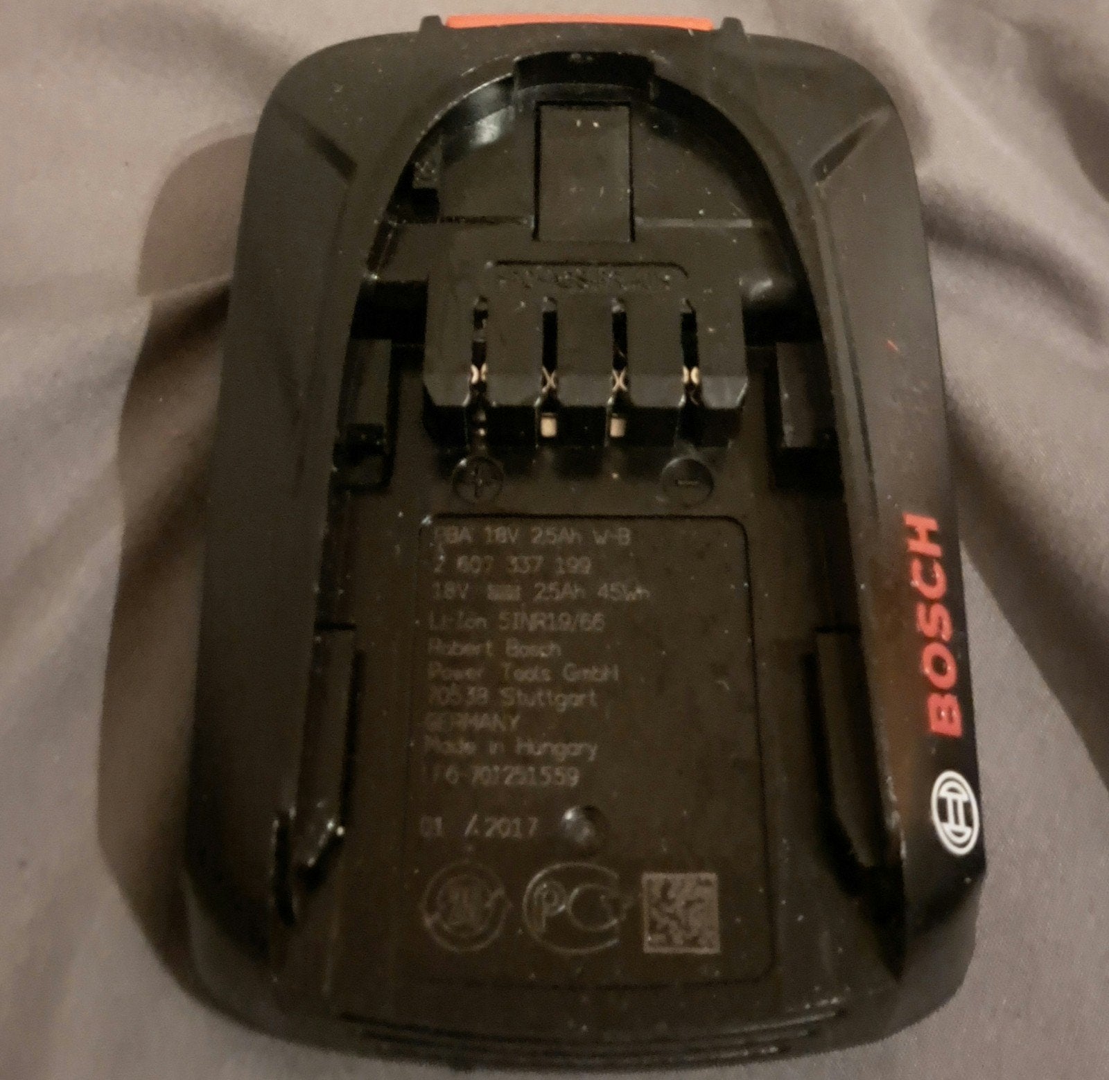 Bosch 2 accu's + lader, Ophalen of Verzenden