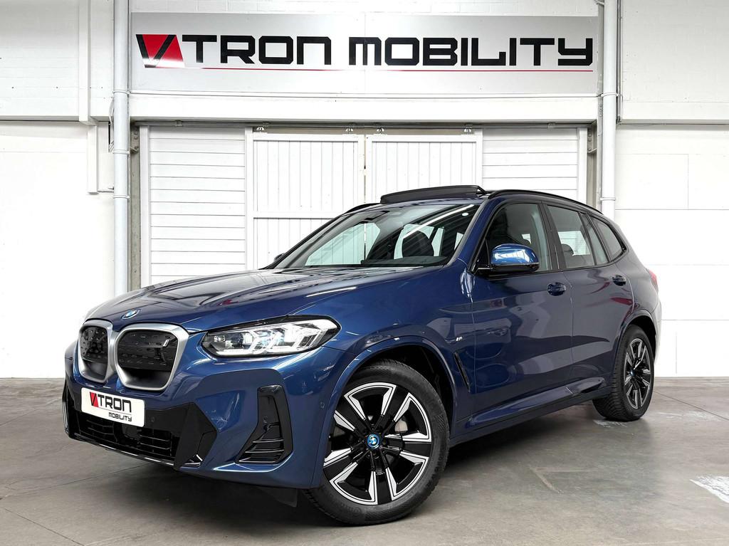 BMW iX3 iX3 SoH 99,75% 80 kWh M-PACK PANO*CAMERA*CARPLAY*DAB, Autos, BMW, Cuir, Achat, Entreprise, 2255 kg