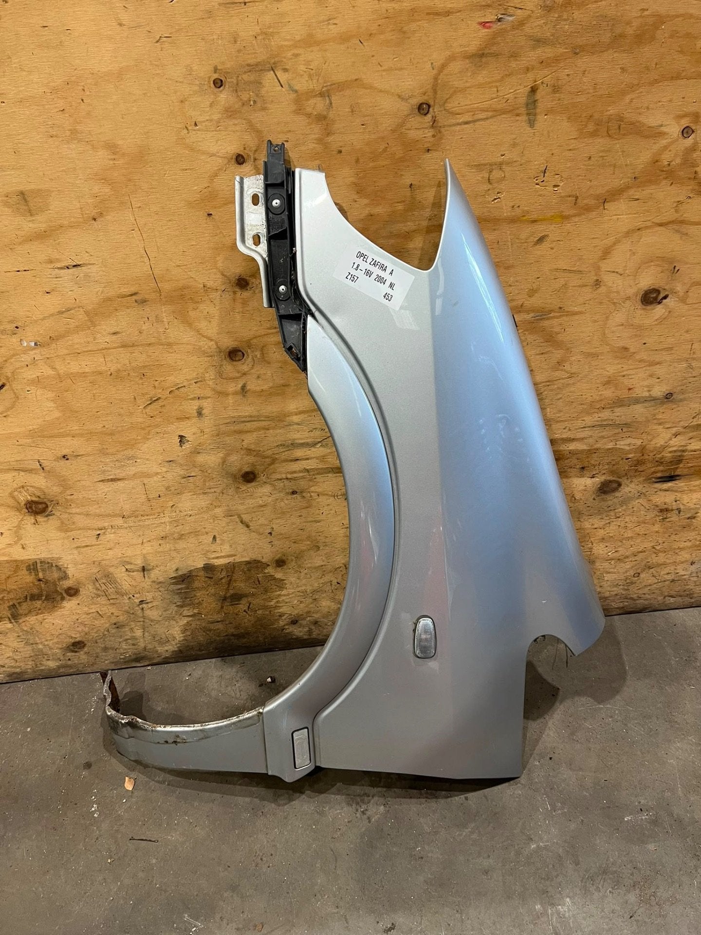 Aile avant gauche argent e Opel Zafira A Z157 (1999 2005), Autos : Pièces & Accessoires, Opel Automobile GmbH, Opel, Bahnhofsplatz 1
65423  Russelsheim am Main, DE