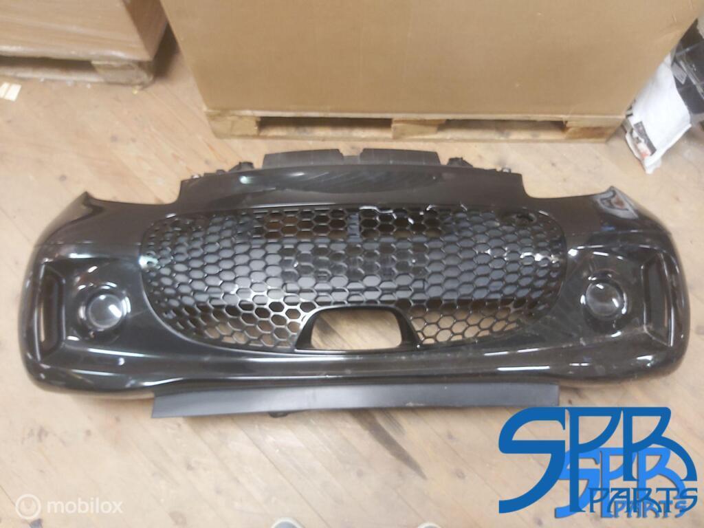 SMART FORTWO W453 EQ FACELIFT Voorbumper ZWART BUMPER > 2020, Utilisé, Avant, Smart, Smart