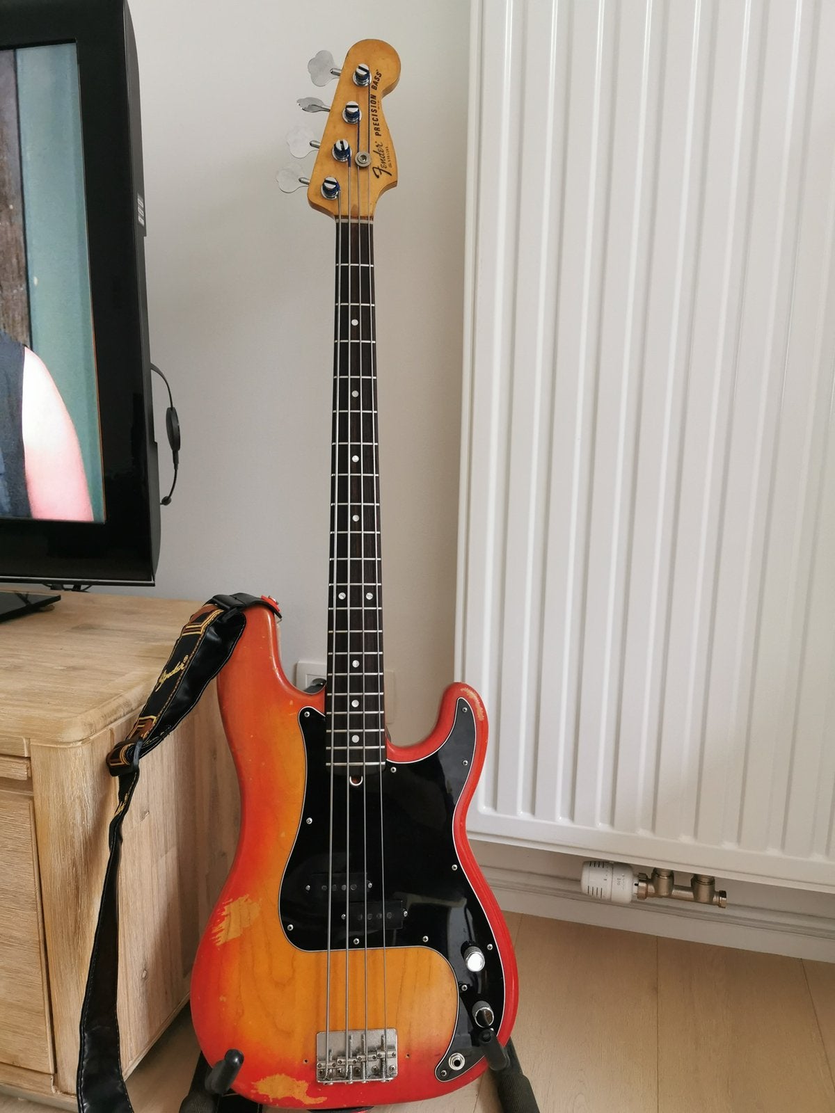 1979 Fender USA Precision Bass – Cherry Sunburst (S9-serie), Ophalen, Gebruikt, Solid body, Fender