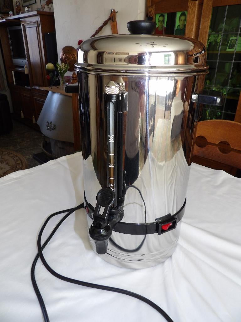 samovar 40 tasses de marque hendi, Hendi, Argent, Comme neuf, Enlèvement