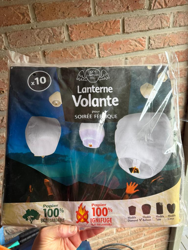 Lanterne volante, Enlèvement ou Envoi, Neuf