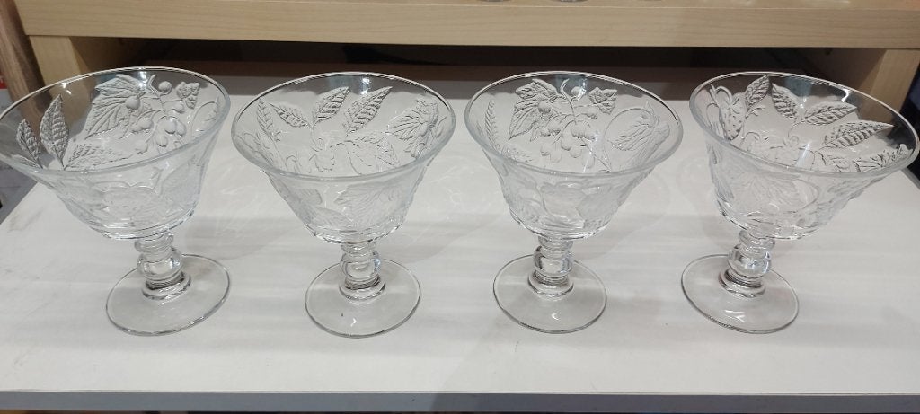 Fruit/ijsglazen aan 50 cent per glas., Ophalen, Zo goed als nieuw, Overige typen