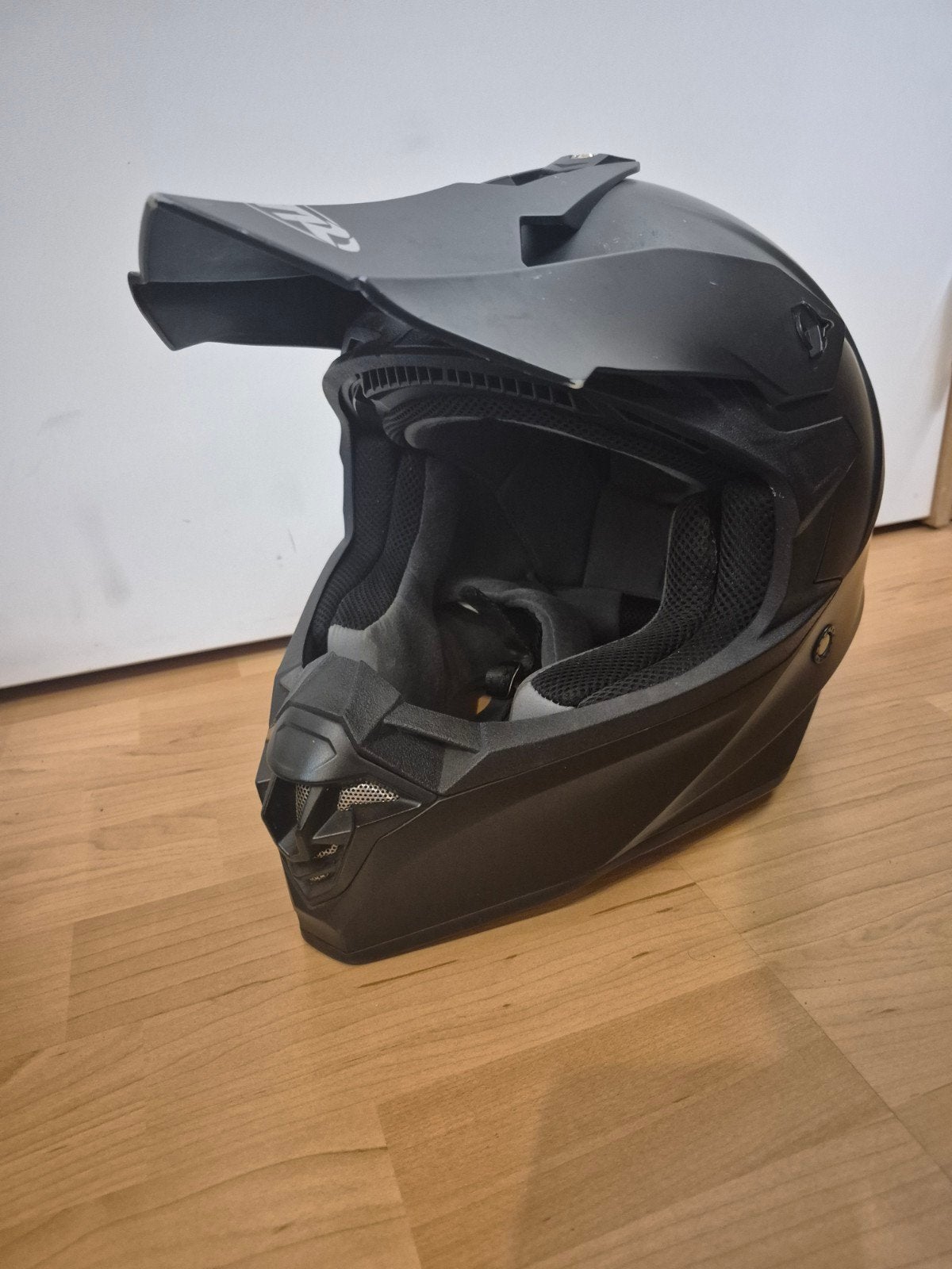 Mtr crosshelm maat M, Motoren, Ophalen, M