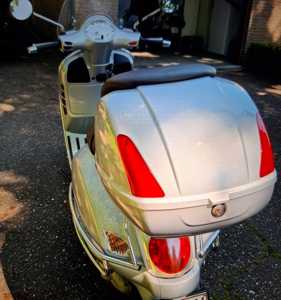 GRANTURISMO VESPA GT200, Motoren, Accessoires | Koffers en Tassen, Ophalen
