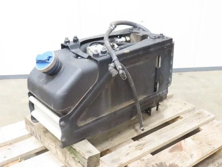 Scania Exhaust System AdBlue tank Scania, Ophalen, Gebruikt