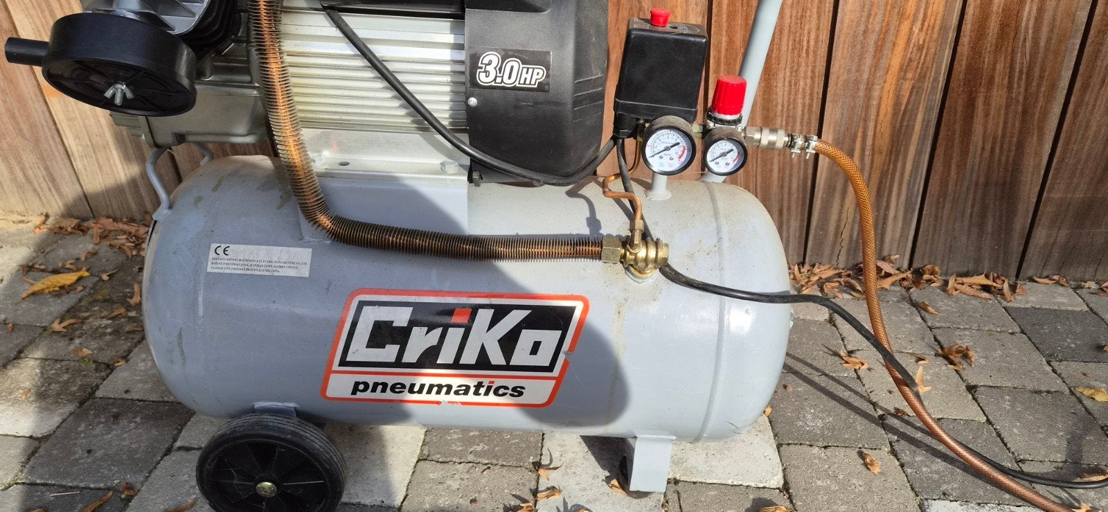Compresseur criko 3.0 HP, Bricolage & Construction, Enlèvement